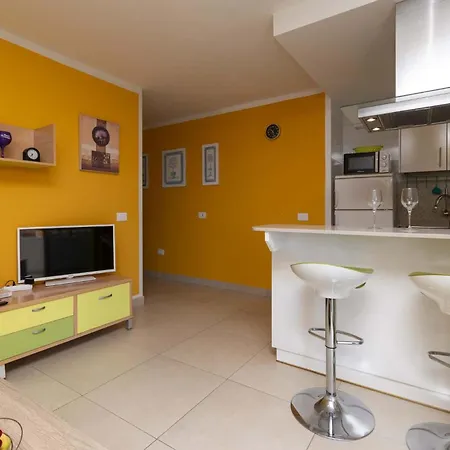 Summerland 14 - One Bed * Los Cristianos (Tenerife)