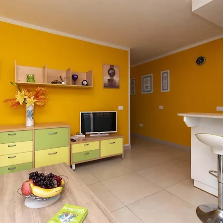 Summerland 14 - One Bed Los Cristianos (Tenerife)
